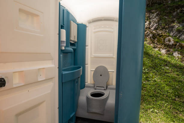 Best Affordable portable toilet rental  in Puyallup, WA